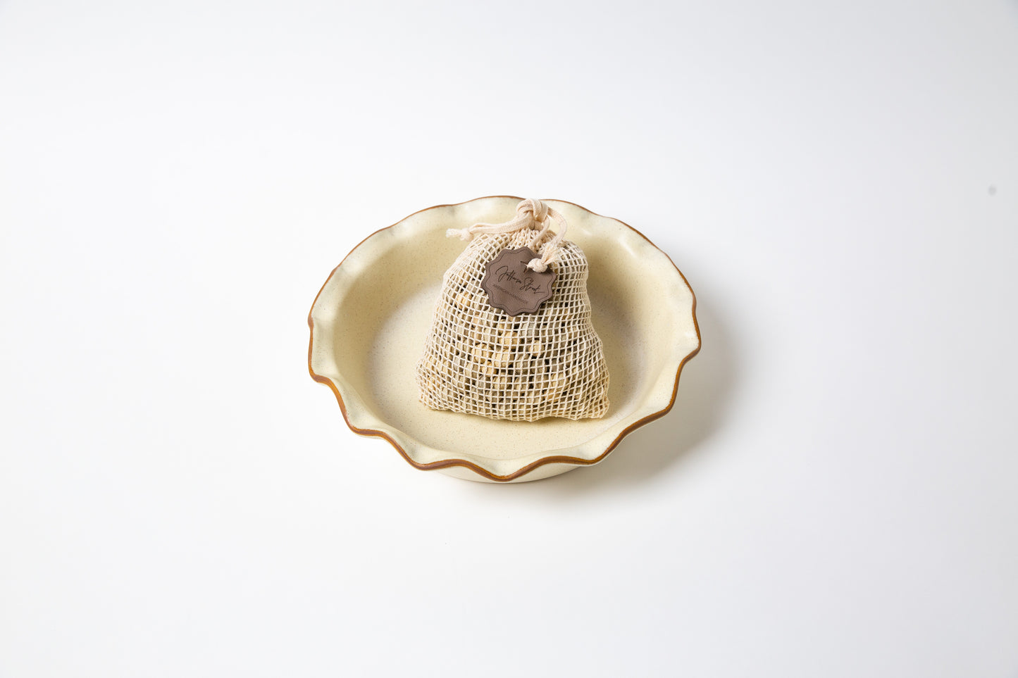 Deep Fluted Pie Dish & Pie Weights Set