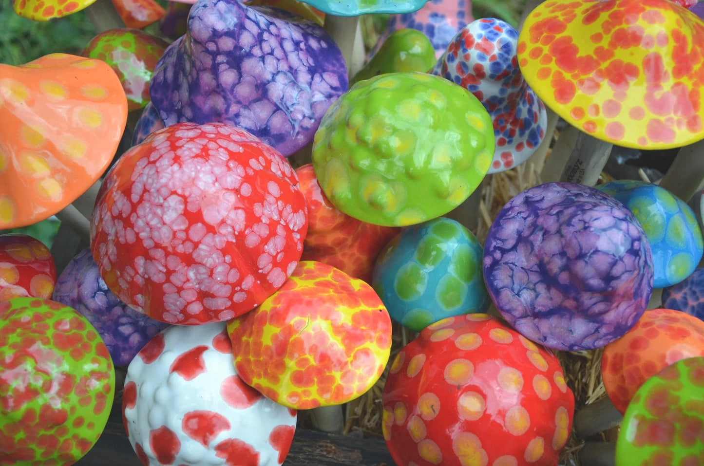 Shroomyz Ceramic Mushroom – Fuzzy Peach