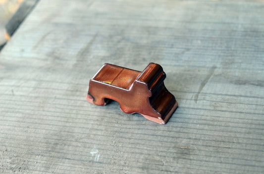 Ceramic Pot Feet Cardinal Red