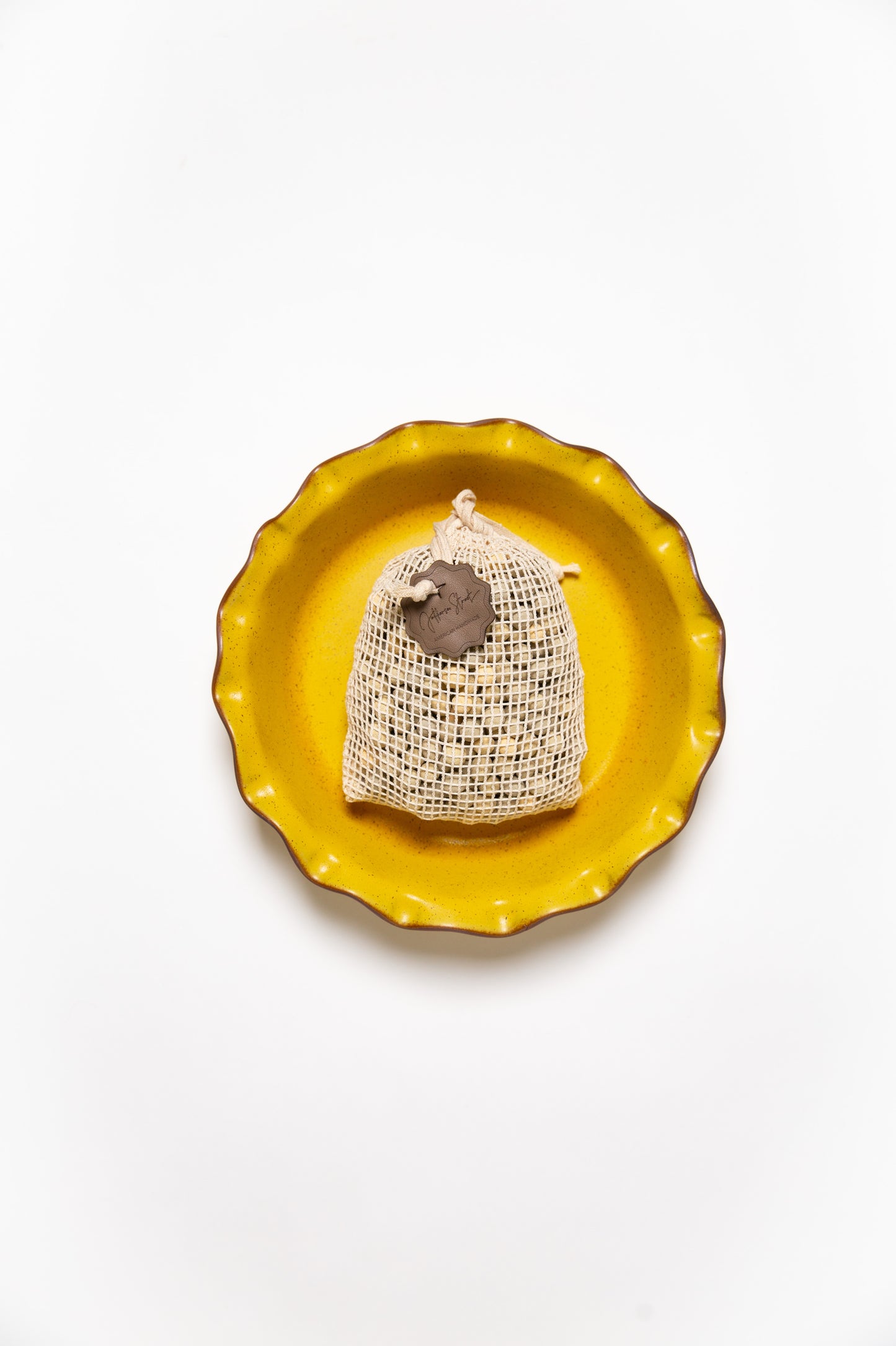 Deep Fluted Pie Dish & Pie Weights Set